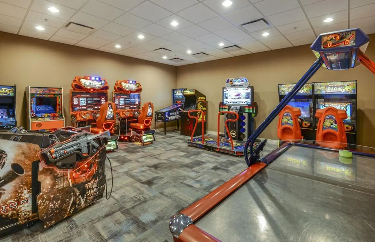 Windsor-5 Bed Townhouse W/splashpool-3808ww *