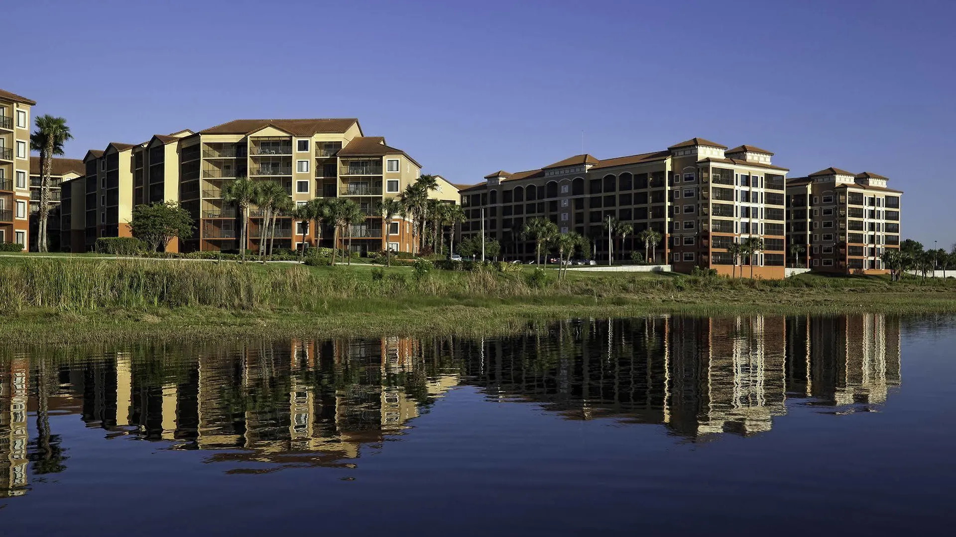 Westgate Lakes And