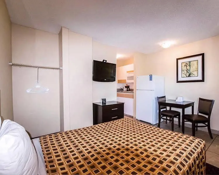 Motel Hometowne By Red Roof Orlando South