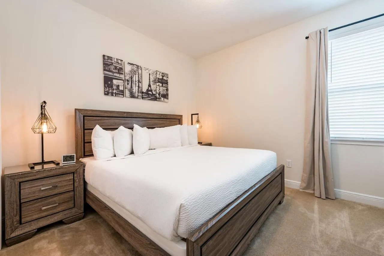 Holiday home Cozy By Rentyl Near With Private Pool & Amenities - 7416m
