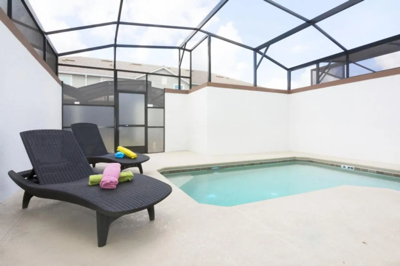 Amazing Decor Townhome Sl3078 Holiday home