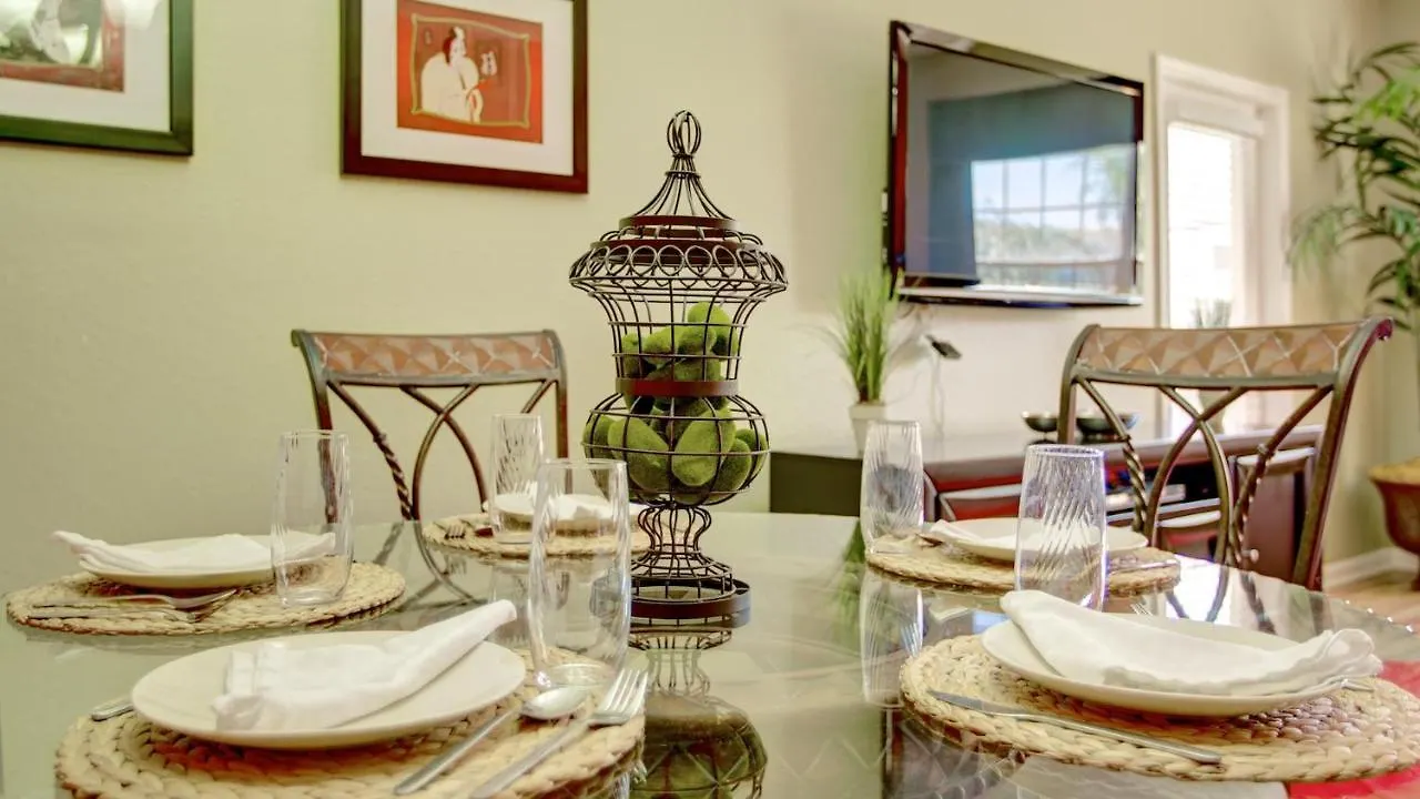 Apartment London At Windsor Palms