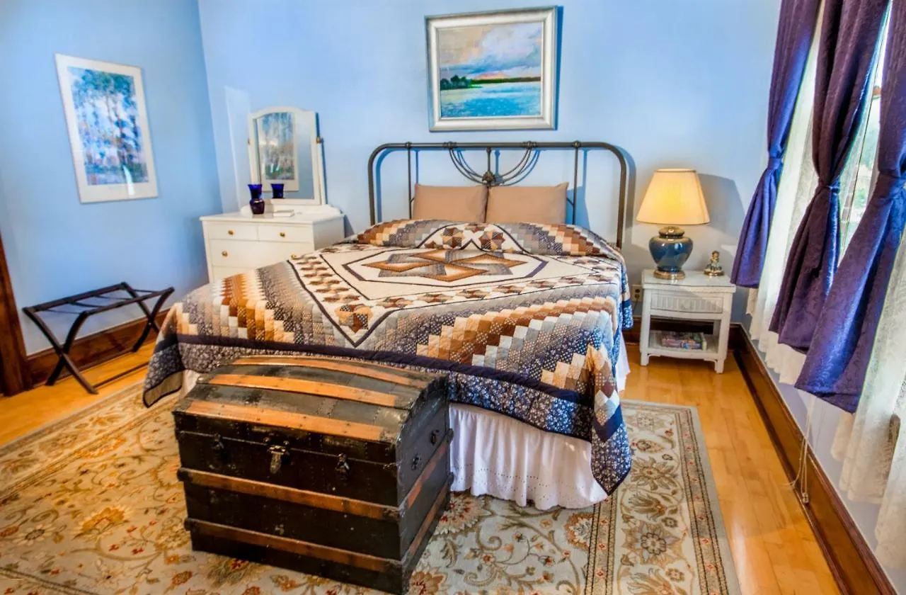 Bed & Breakfast The Edgewater