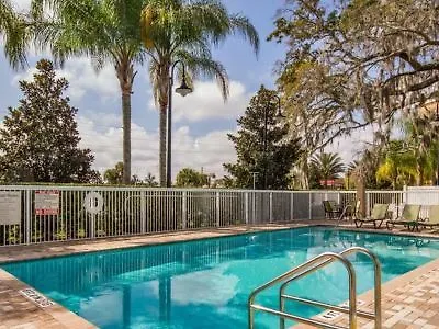 Hotel Holiday Express & Orlando - Apopka By Ihg Forest City