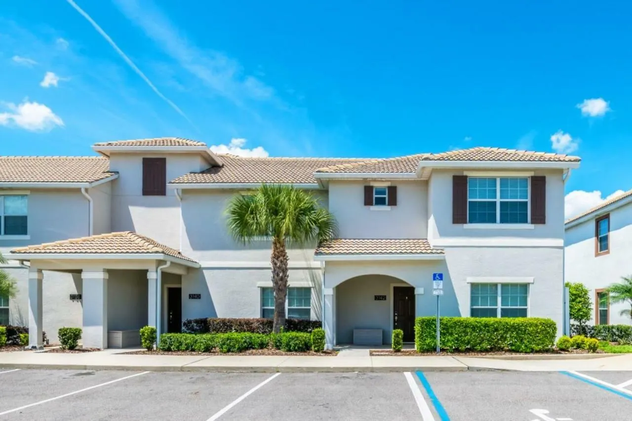 Storey - 3142 Pequod By Fairytalevr Orlando