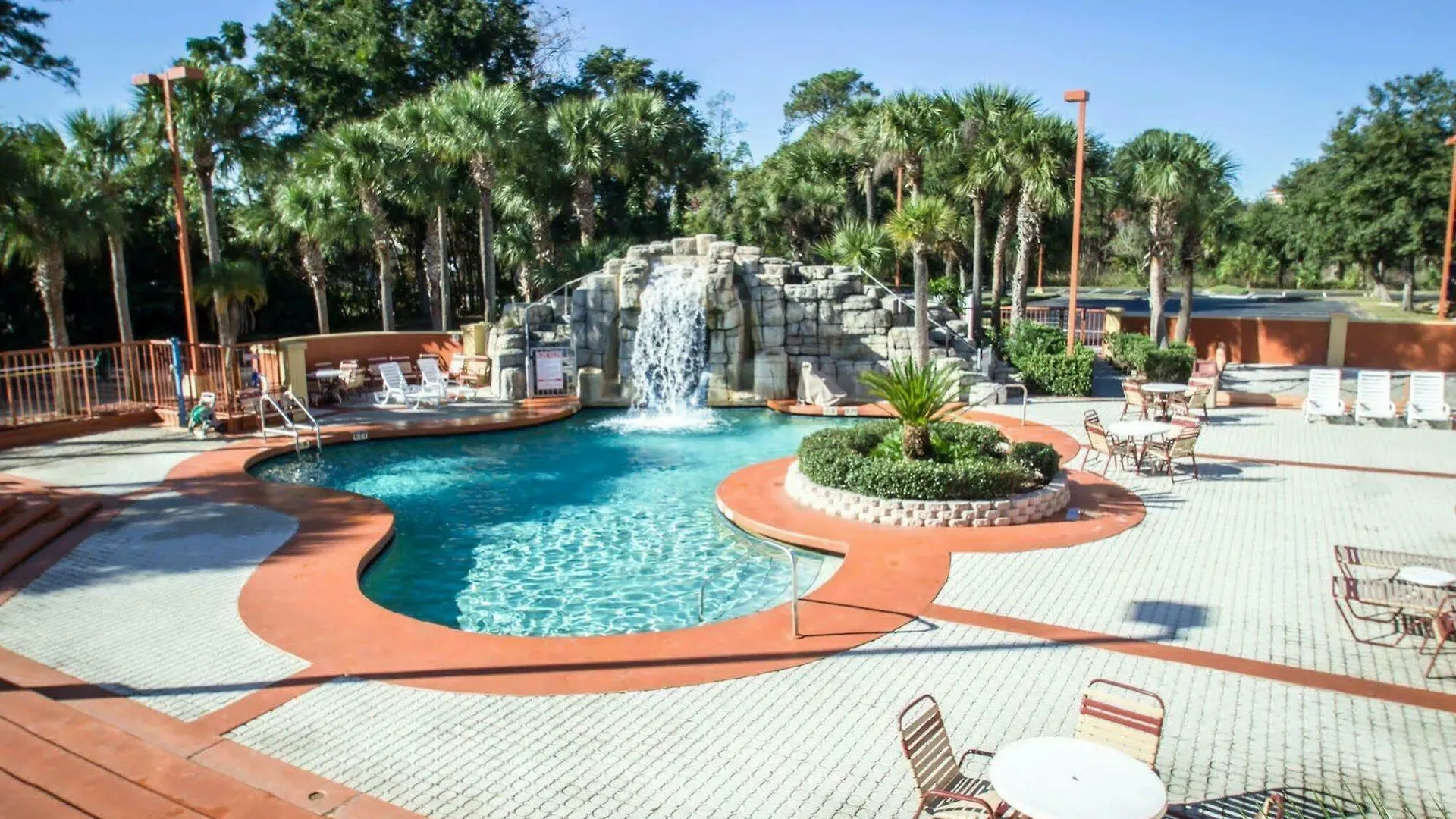 Hotel Crowne Plaza Orlando - Buena Vista, An Ihg Lake Buena Vista