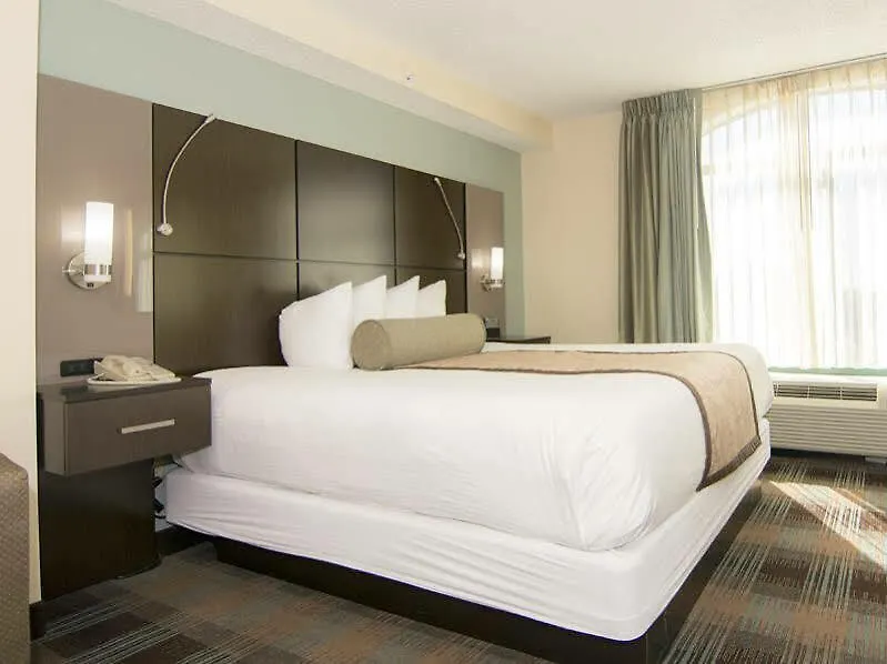 Hotell Wingate By Wyndham - International Airport- Free Hot Breakfast