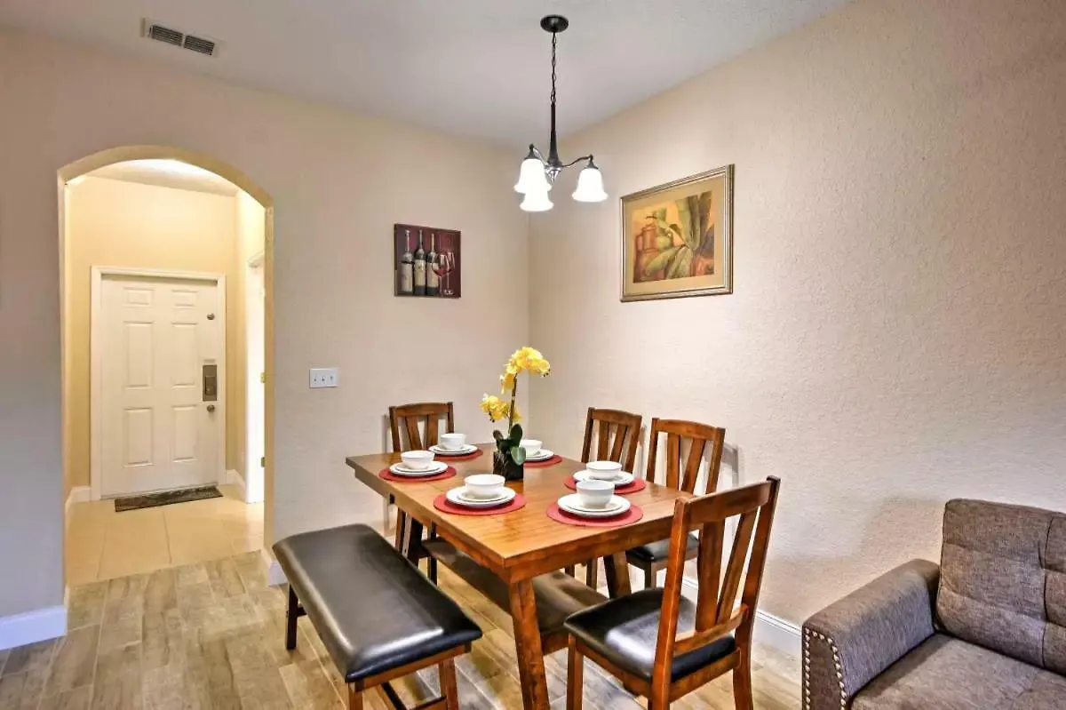 Regal Oaks 3 Beds 3 Baths Kissimmee Disney Holiday home Orlando