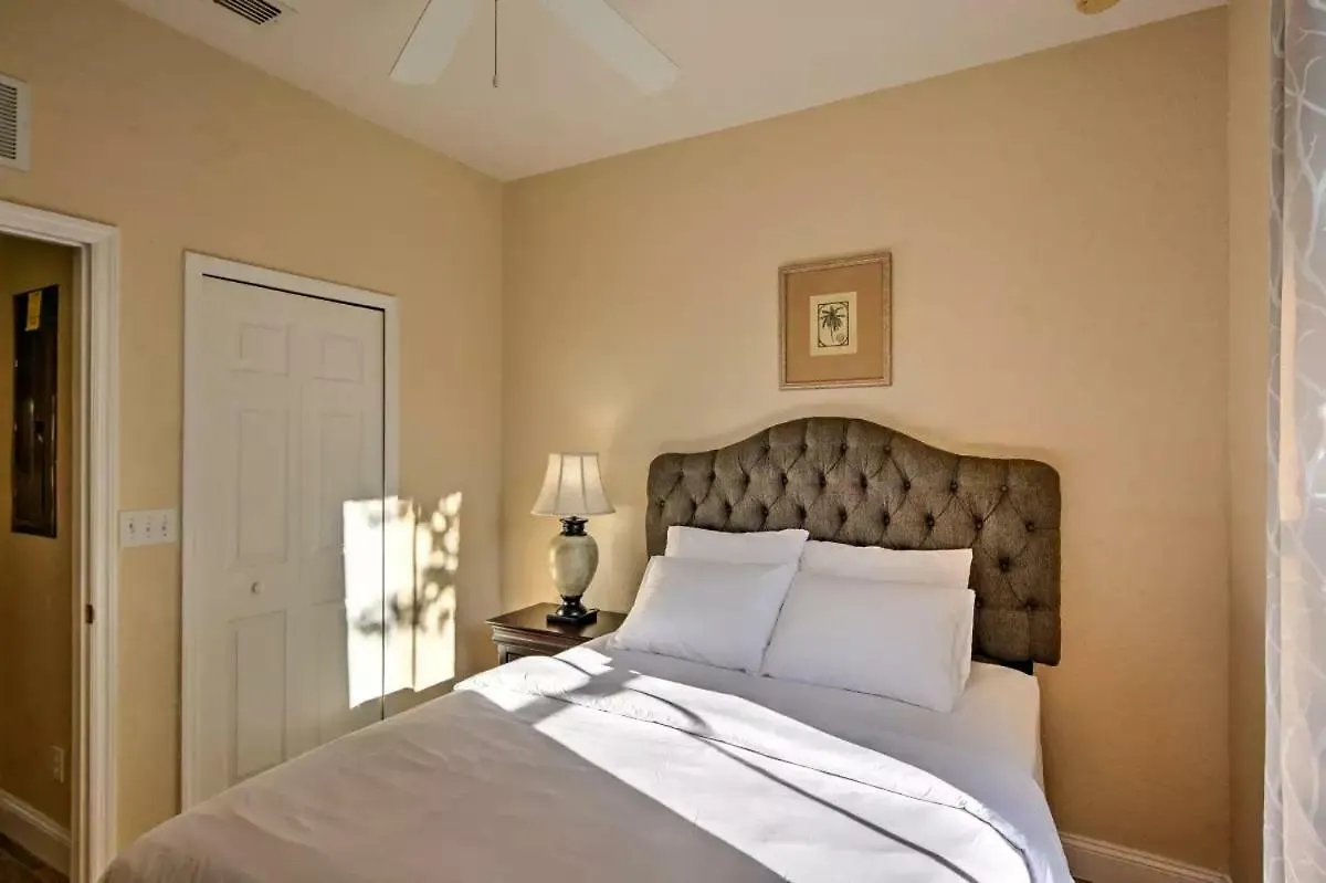 Regal Oaks 3 Beds 3 Baths Kissimmee Disney Holiday home *