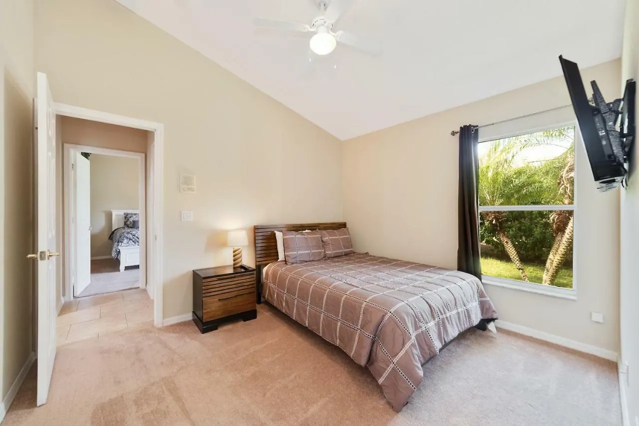 Holiday home Orange Grove Retreat - Solar Heating Included! Orlando