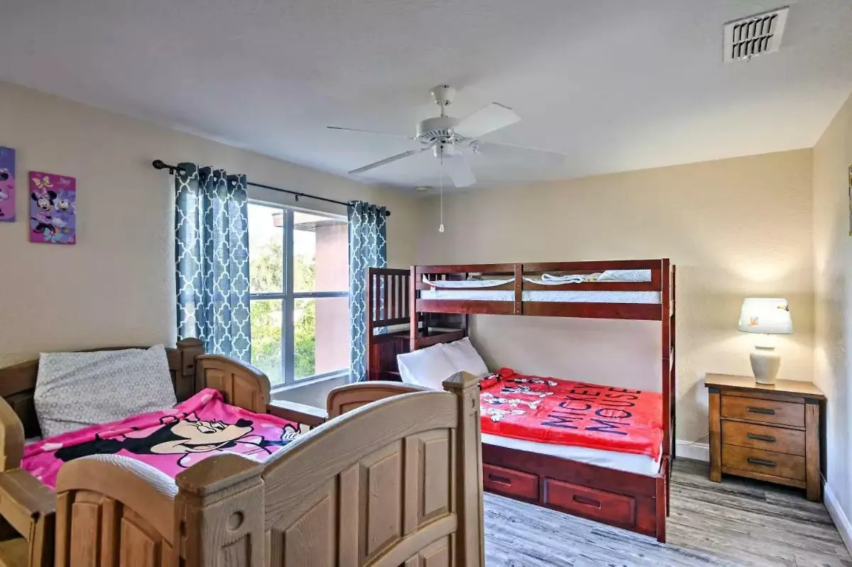 Regal Oaks 3 Beds 3 Baths Kissimmee Disney Holiday home *