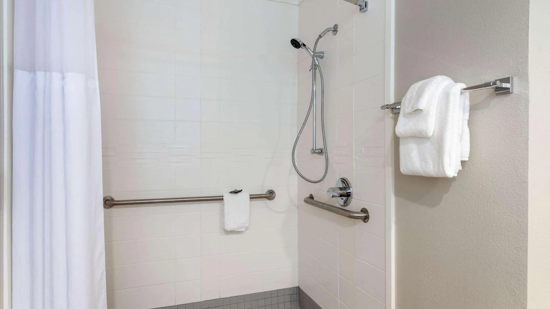 Hotel Nobile Hotel Parkway At Celebration Orlando Very Close To Disney Theme Parks 3*