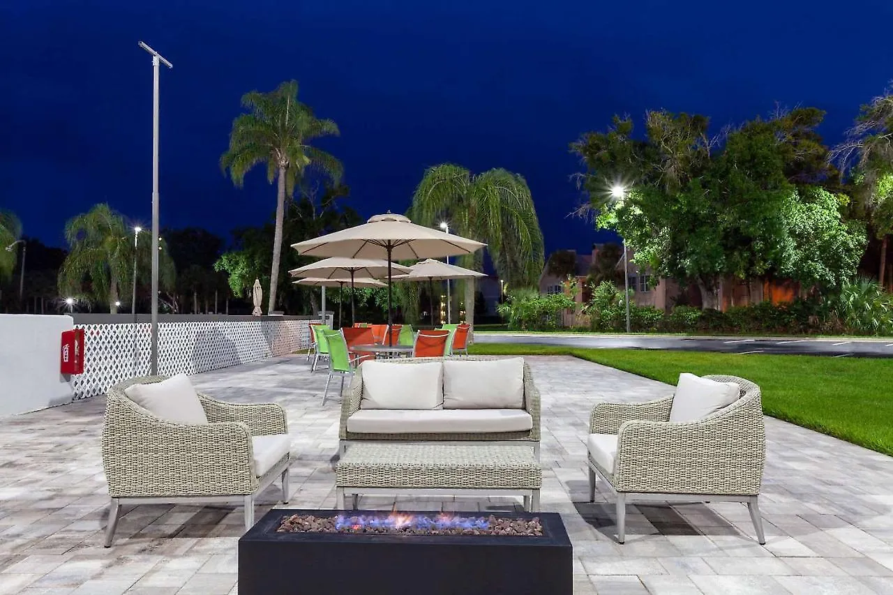 Nobile Hotel Parkway At Celebration Orlando Very Close To Disney Theme Parks Hotel