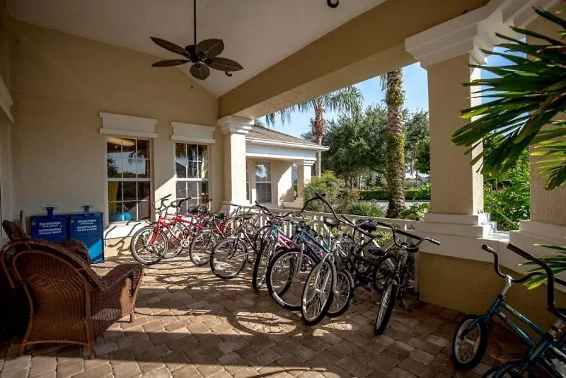 Spacious 4 Bed Pool Near In Gated * Orlando