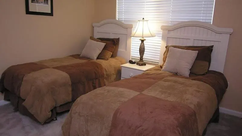 Excutive 6 Bedroom 4 Bath Pool And *