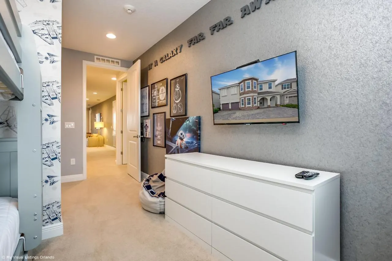 11 Bedroom Vacation With Pool Holiday home Orlando
