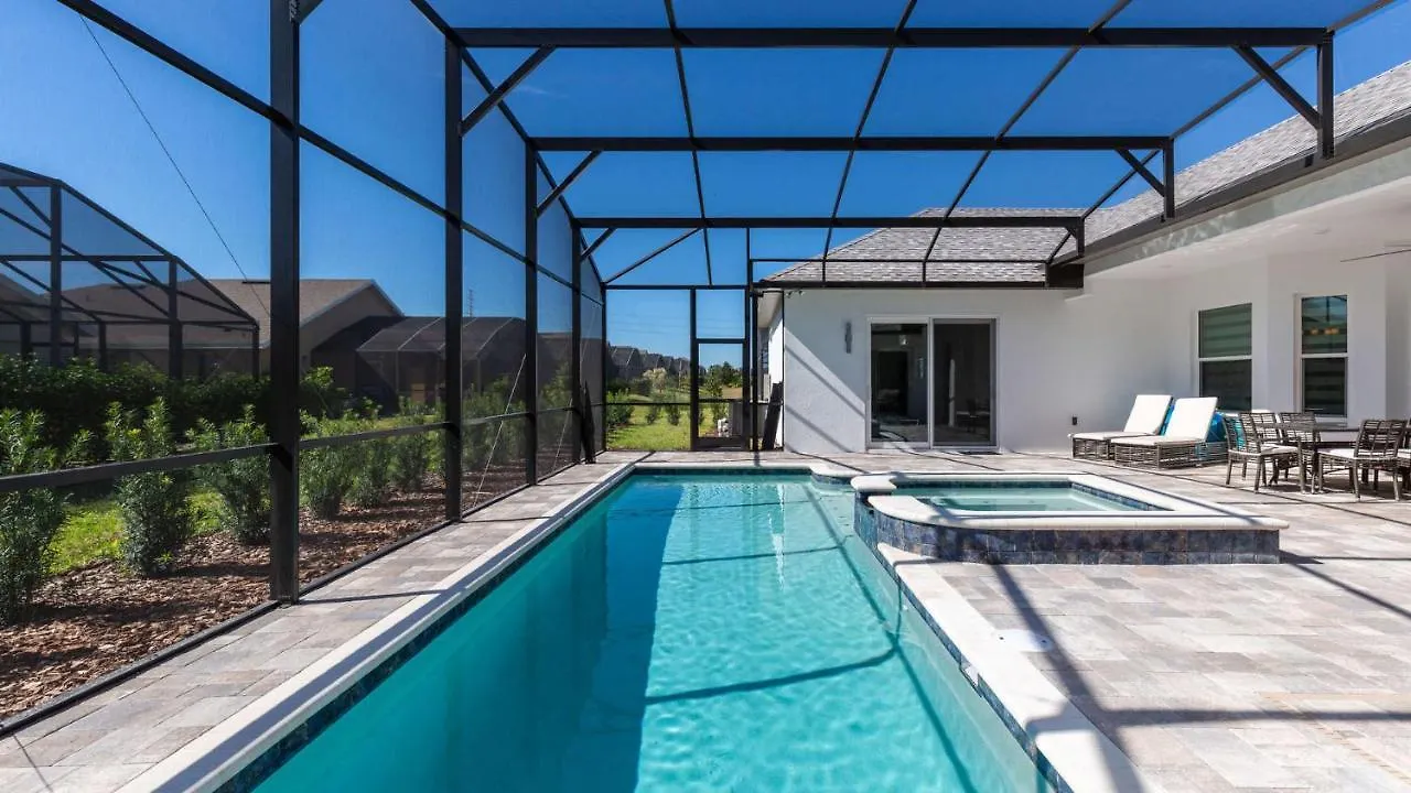 Villa Paradise At Providence - Exclusive 4 Bed Pool Davenport