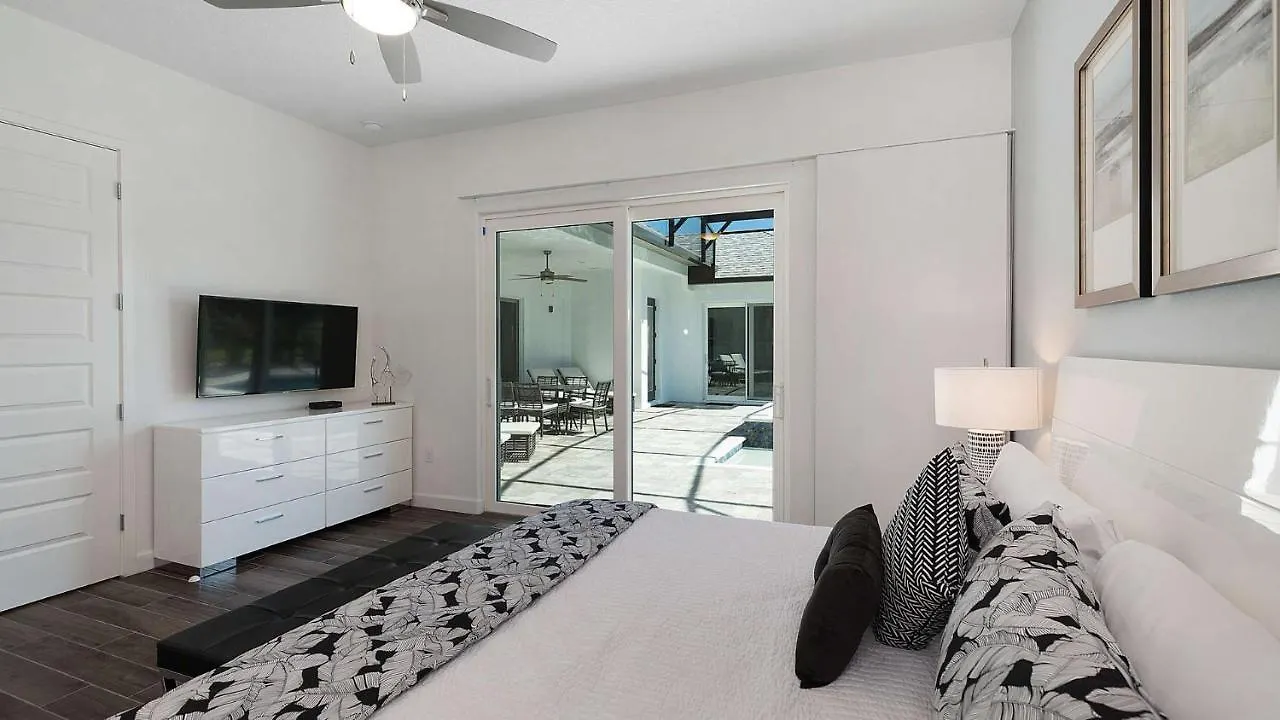 Paradise At Providence - Exclusive 4 Bed Pool *