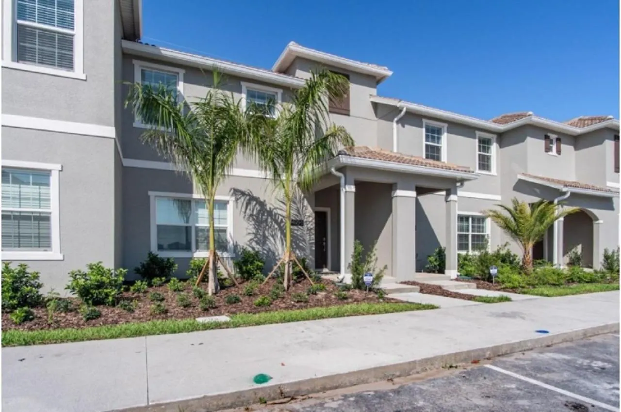 Four-bedroom Townhome Kissimmee Orlando