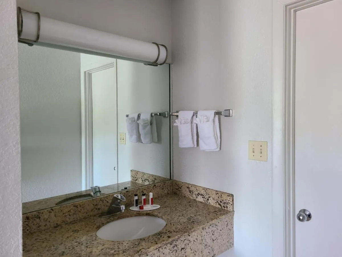 Quality & Orlando East - Ucf Area