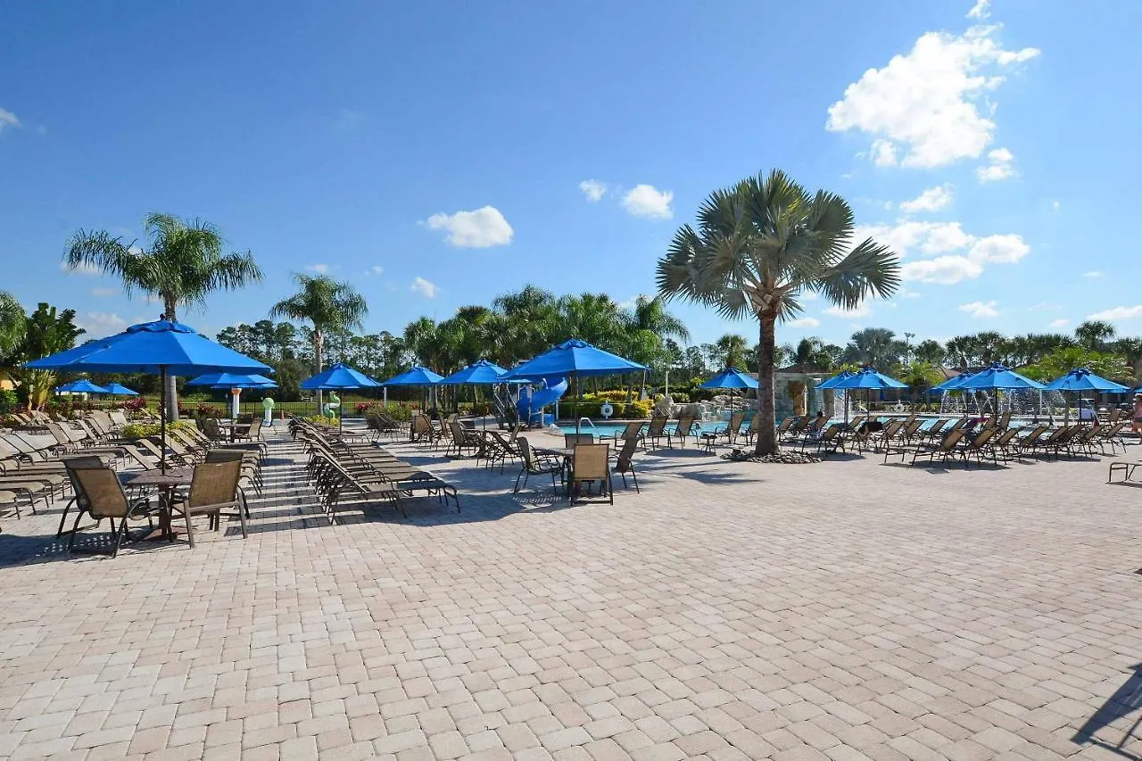Paradise Palms-5 Bedrooms W/pool-3511pp Holiday home *