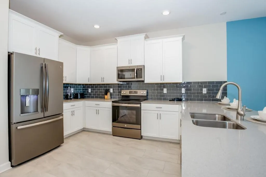 Beautiful 9bd Pool Hm, Game Champions Gate-701pbd Villa