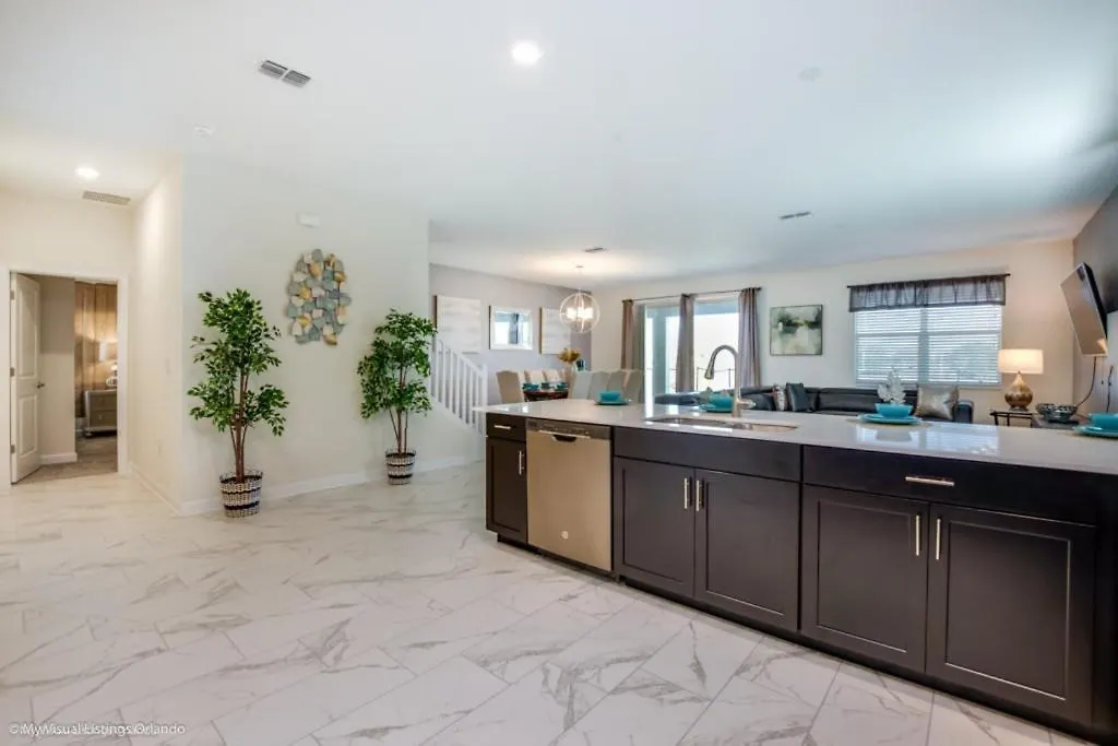 Beautiful 9bd Pool Hm, Game Champions Gate-701pbd Villa