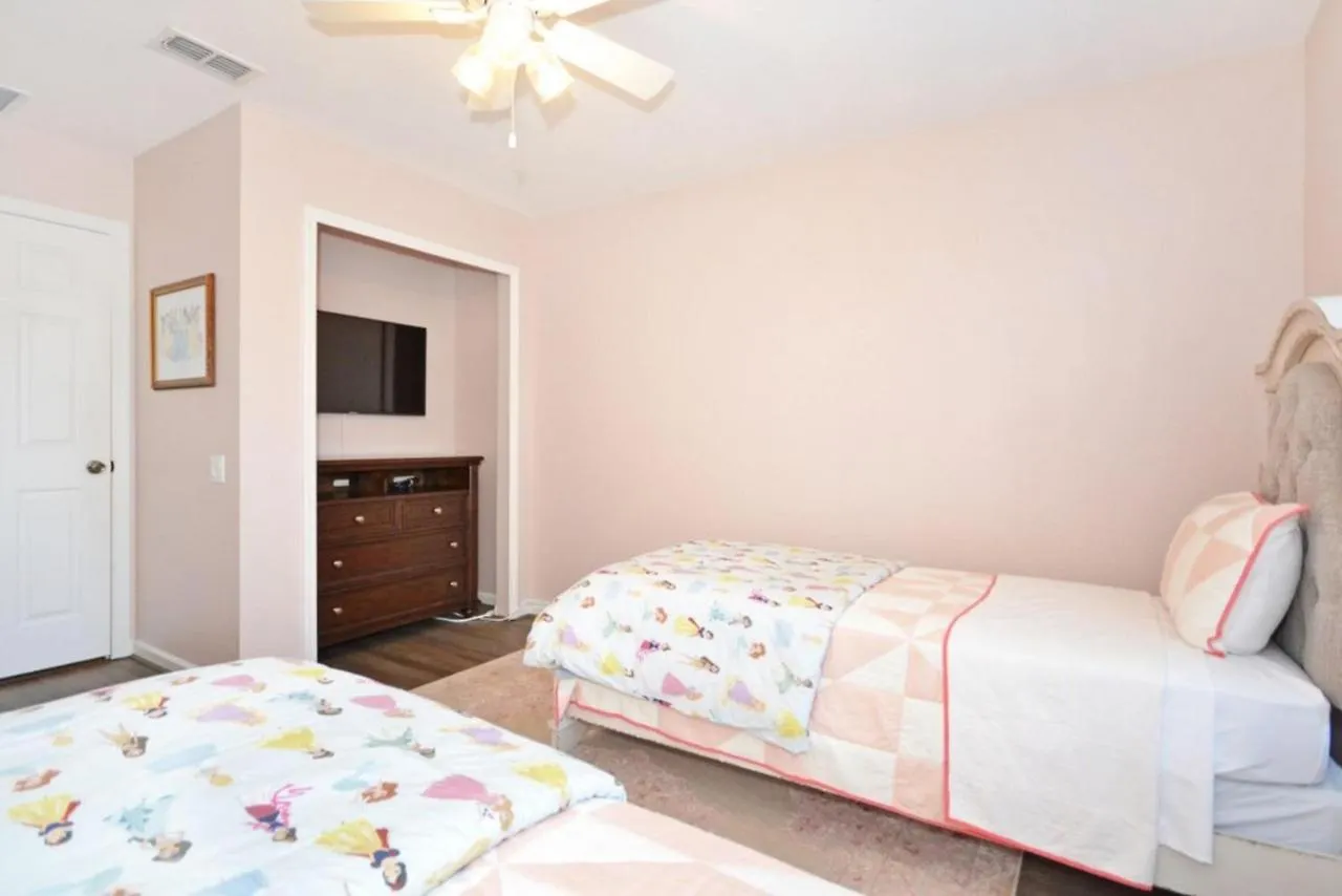 Vila Cherry Tree Lane 33730