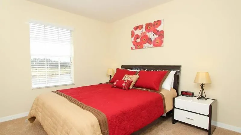 4 Bed 3 Bath Town In The Stunning Paradise Palms