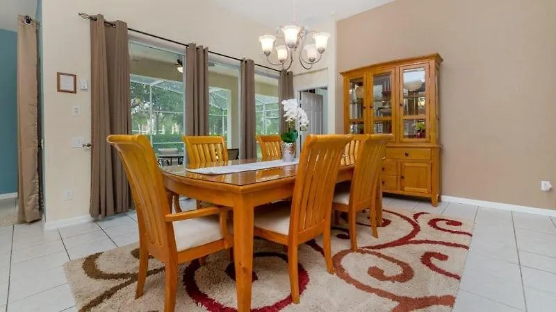 1 Mile To 4 Bedroom 4 Bath Pool In The Windsor Hills * Orlando