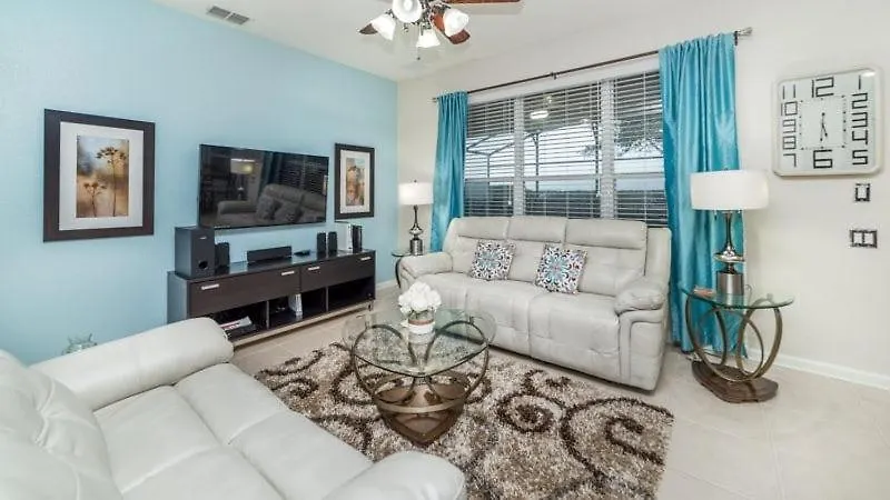 Stunning 6 Bedroom 4 Bath Pool In Windsor Hills בית נופש
