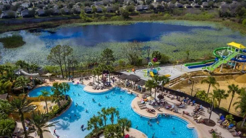 1 Mile To 4 Bedroom 4 Bath Pool In The Windsor Hills *