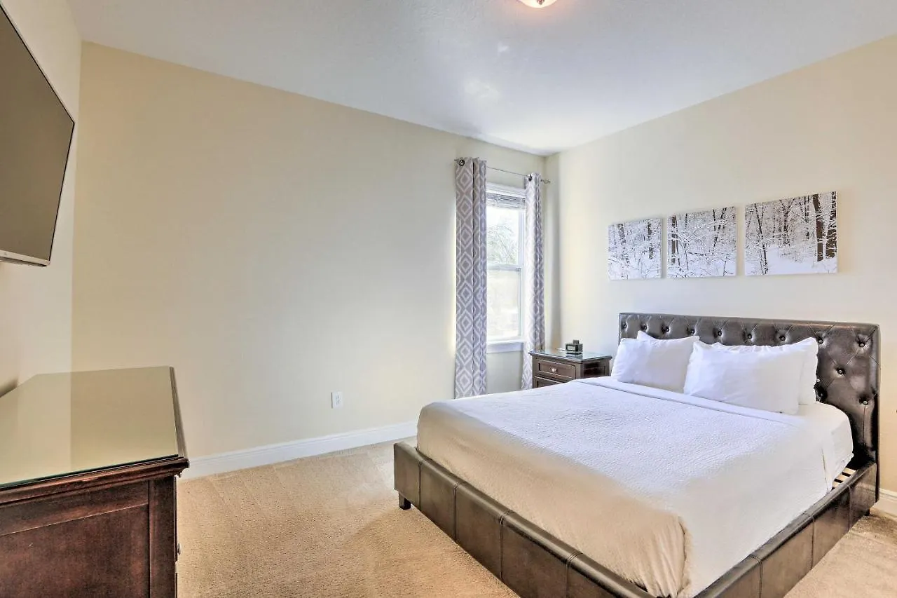 Spacious Kissimmee Vacation With Private Pool!