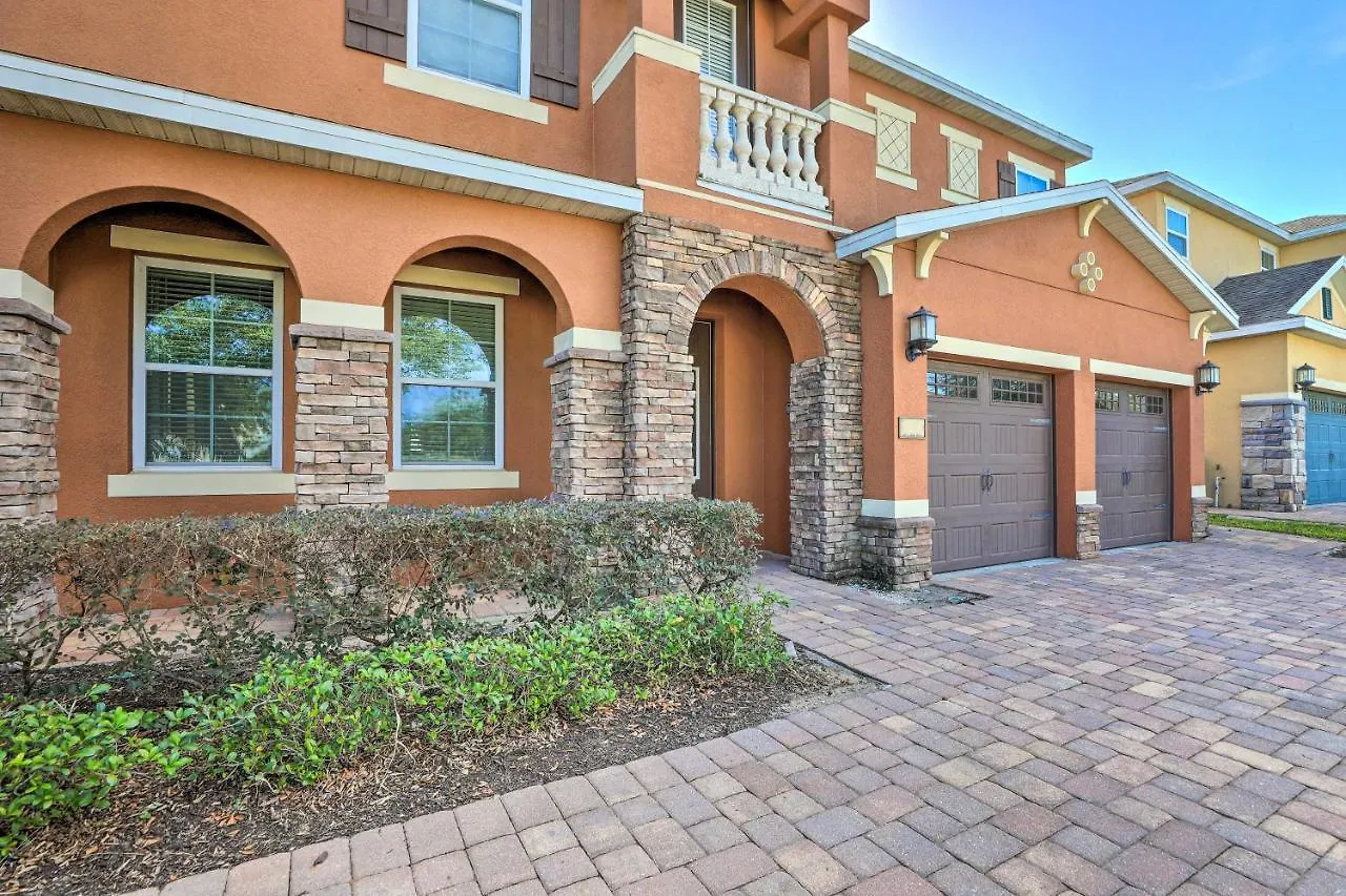 Spacious Kissimmee Vacation With Private Pool!