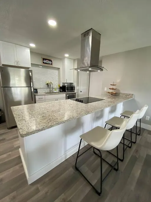 Modern And Stylish 10 Minutes From Mco Airport