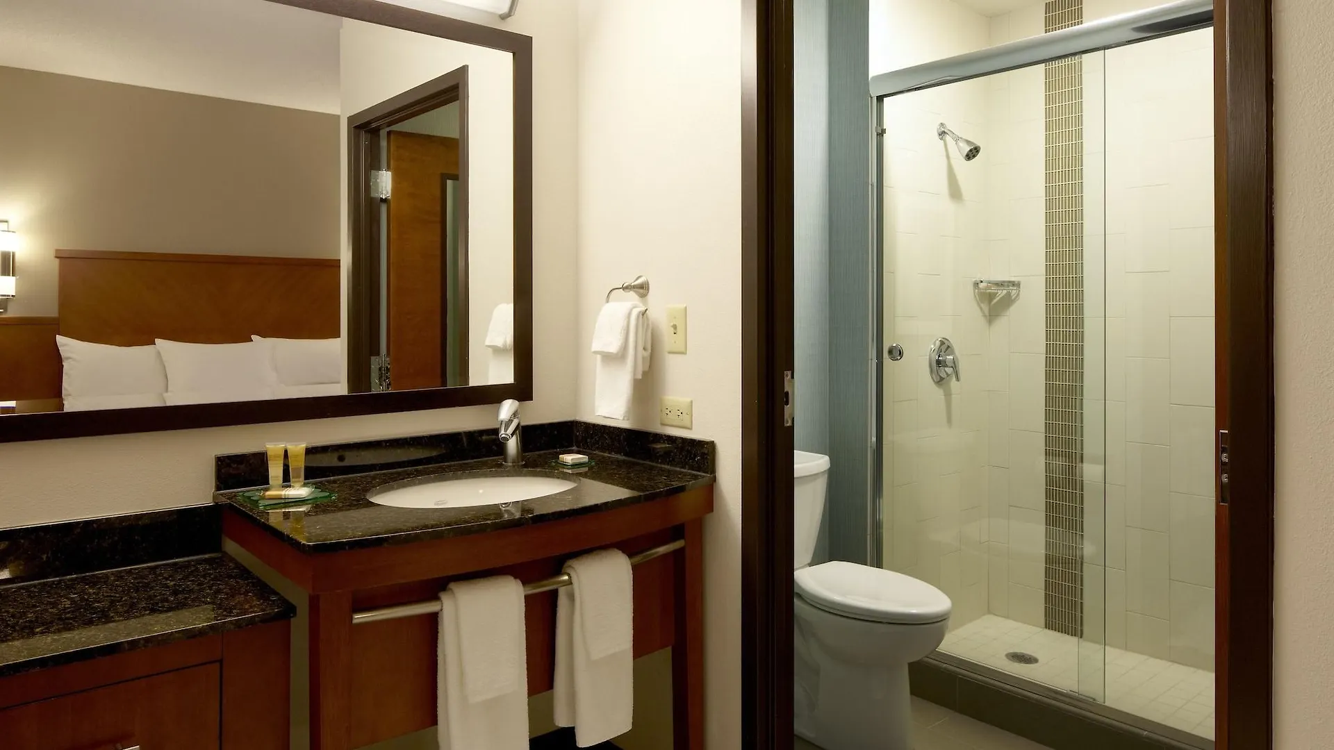Hyatt Place Across From Universal 3* Orlando