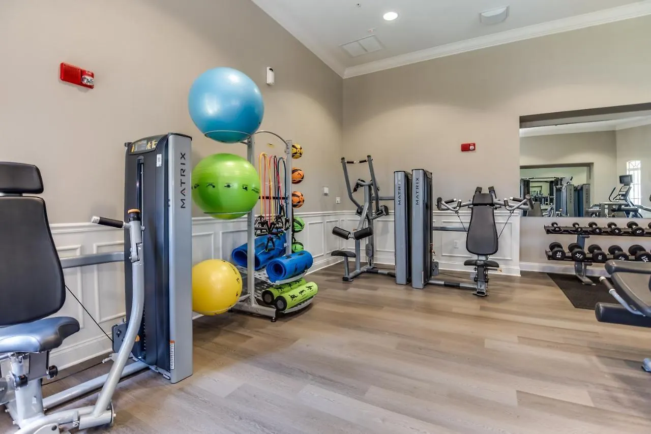 Gorgeous Vista Cay Condo, Next To Clubhouse *