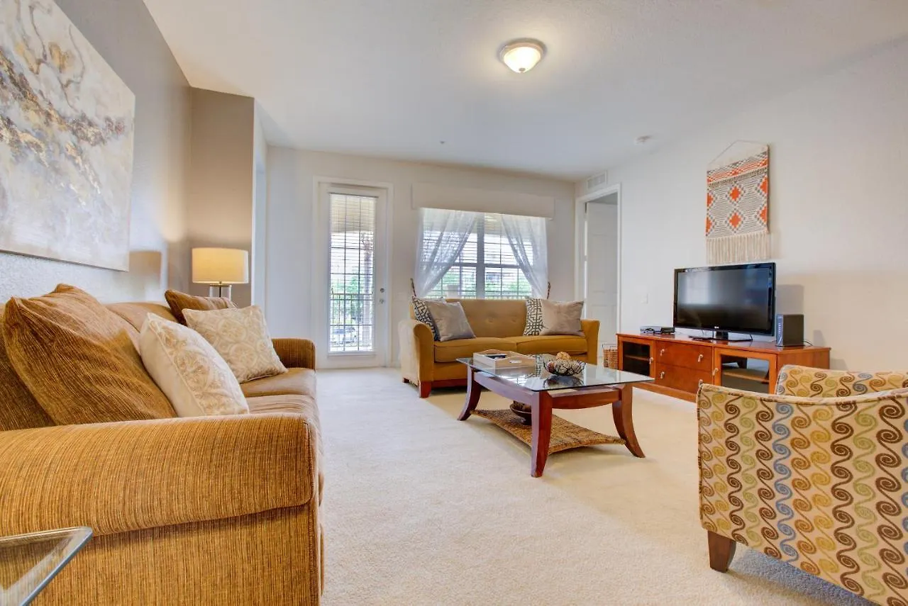 Cozy Wprivate Balcony In Vista Cay *