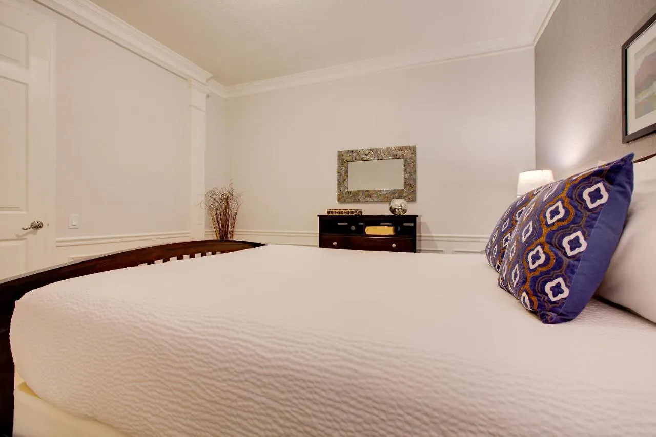 Cozy Wprivate Balcony In Vista Cay Διαμέρισμα
