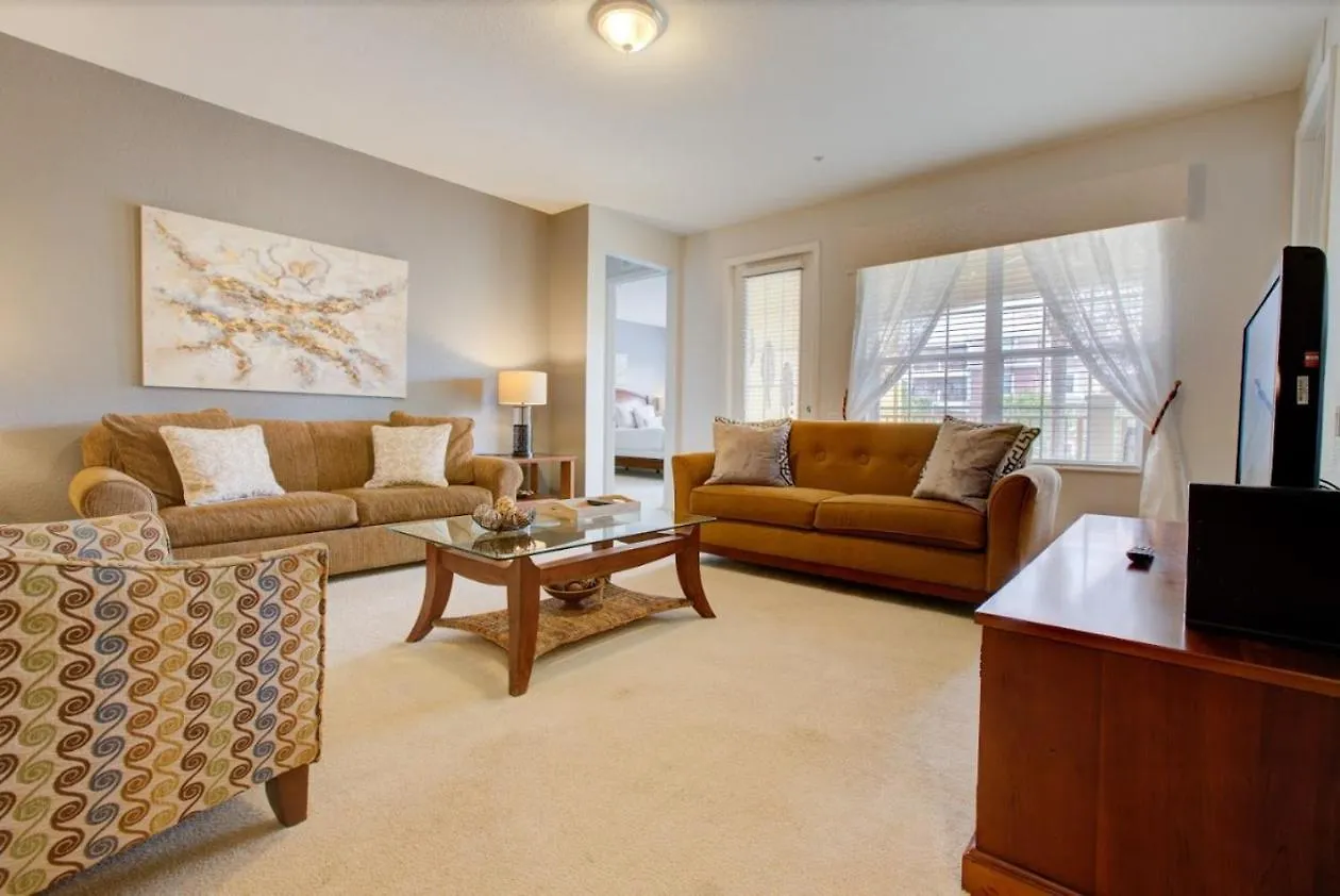 Cozy Wprivate Balcony In Vista Cay Διαμέρισμα