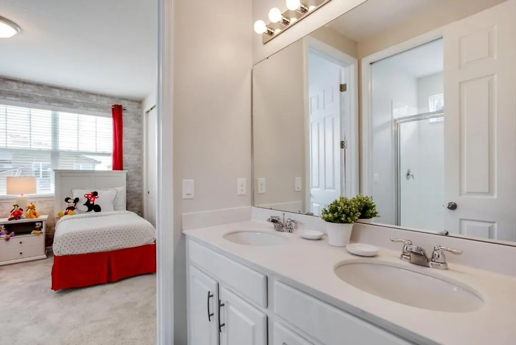 Darth's Manor 9 Bed 6 Bath Huge Solara * Orlando