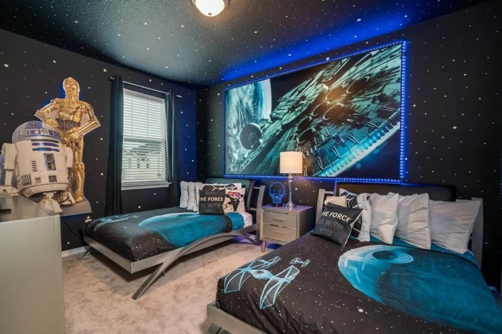 Darth's Manor 9 Bed 6 Bath Huge Solara Orlando
