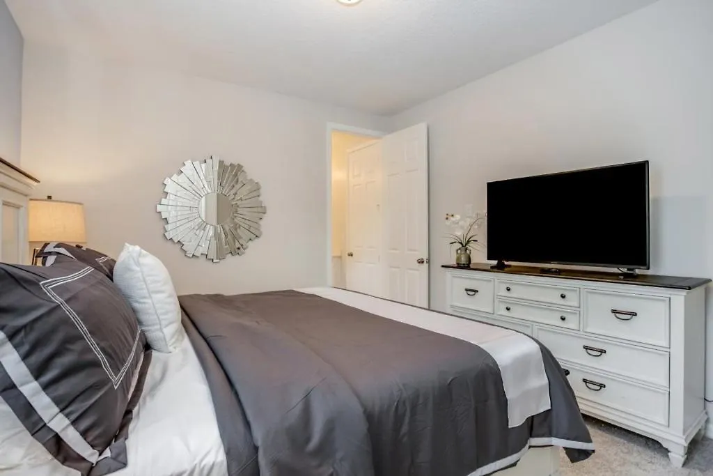Darth's Manor 9 Bed 6 Bath Huge Solara Vila Orlando
