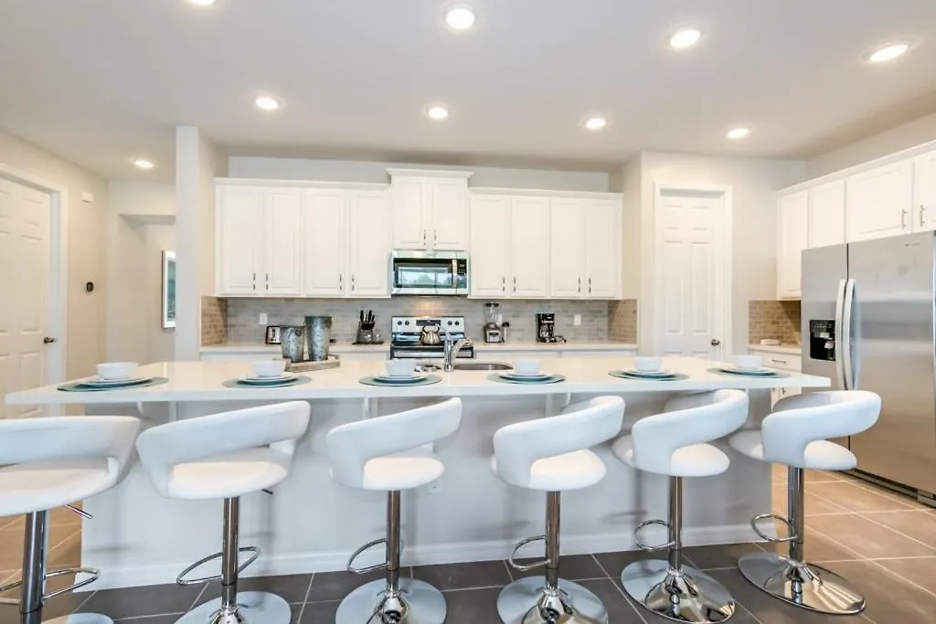 Darth's Manor 9 Bed 6 Bath Huge Solara * Orlando