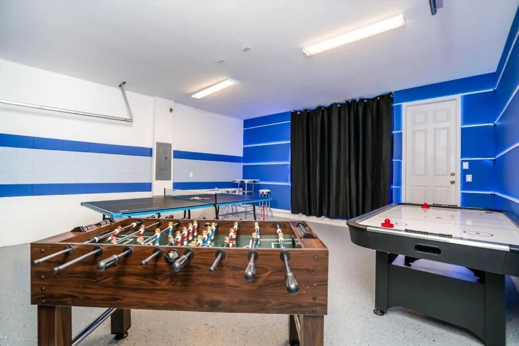 Darth's Manor 9 Bed 6 Bath Huge Solara Vila Orlando