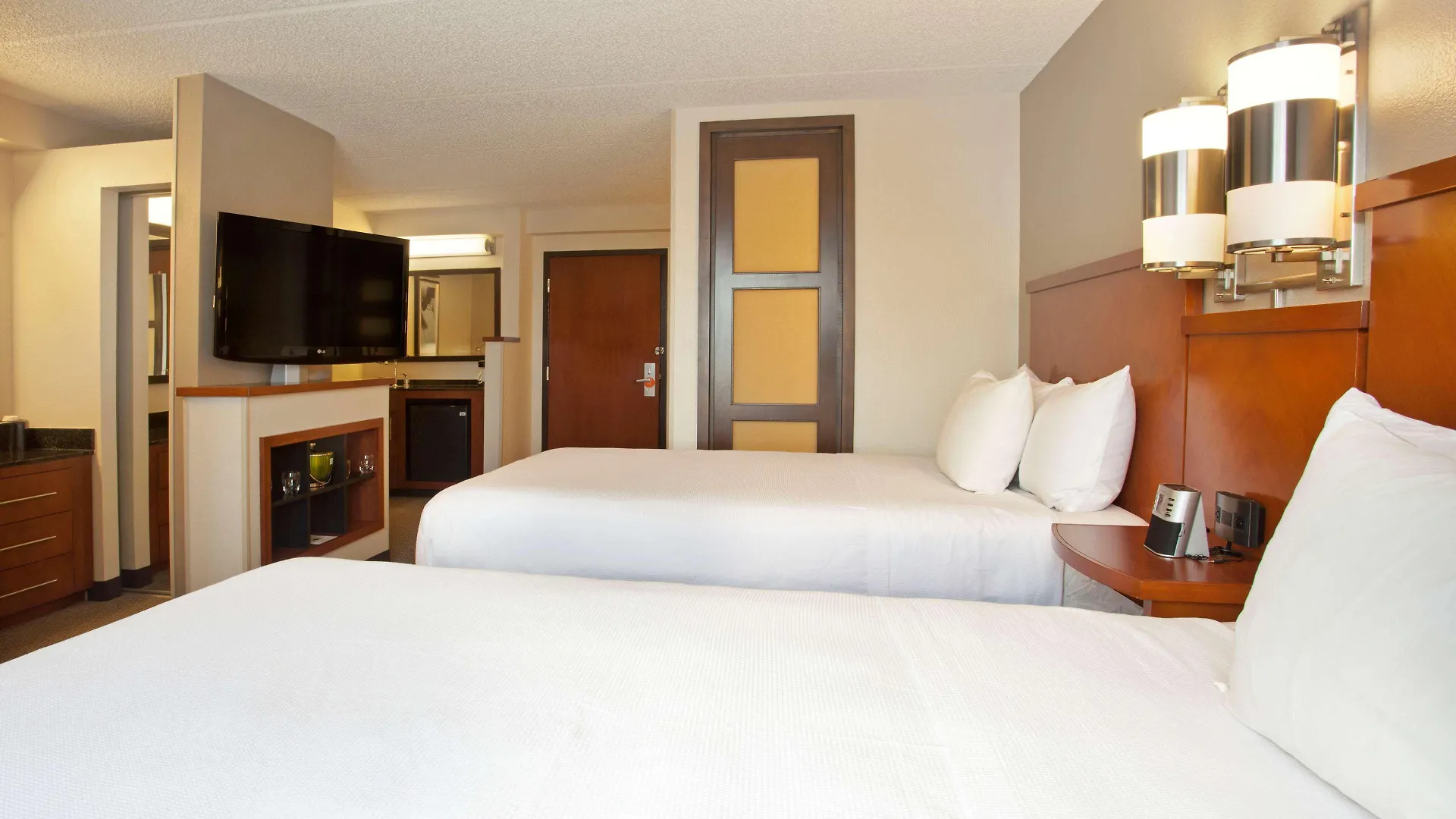 Hotel Hyatt Place Across From Universal Orlando