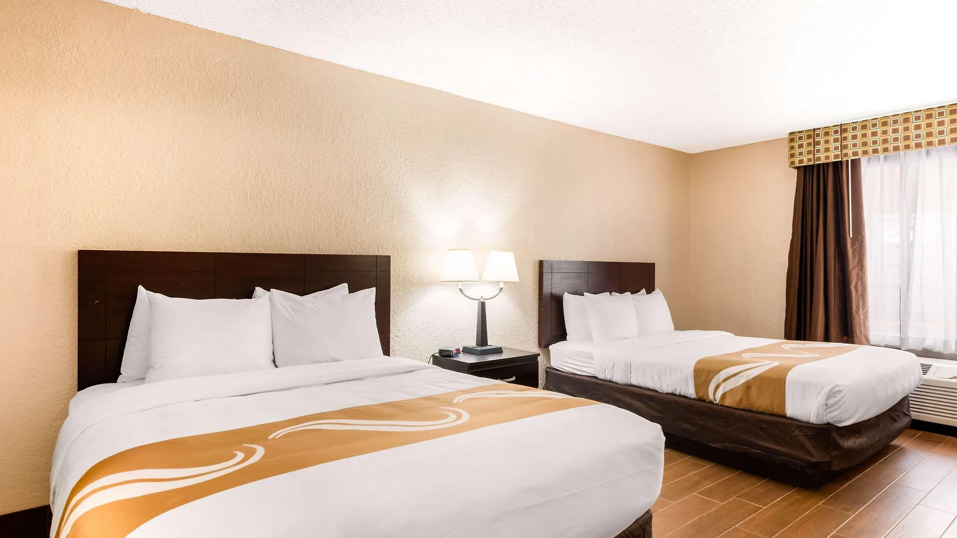 Quality & Airport 2* Orlando