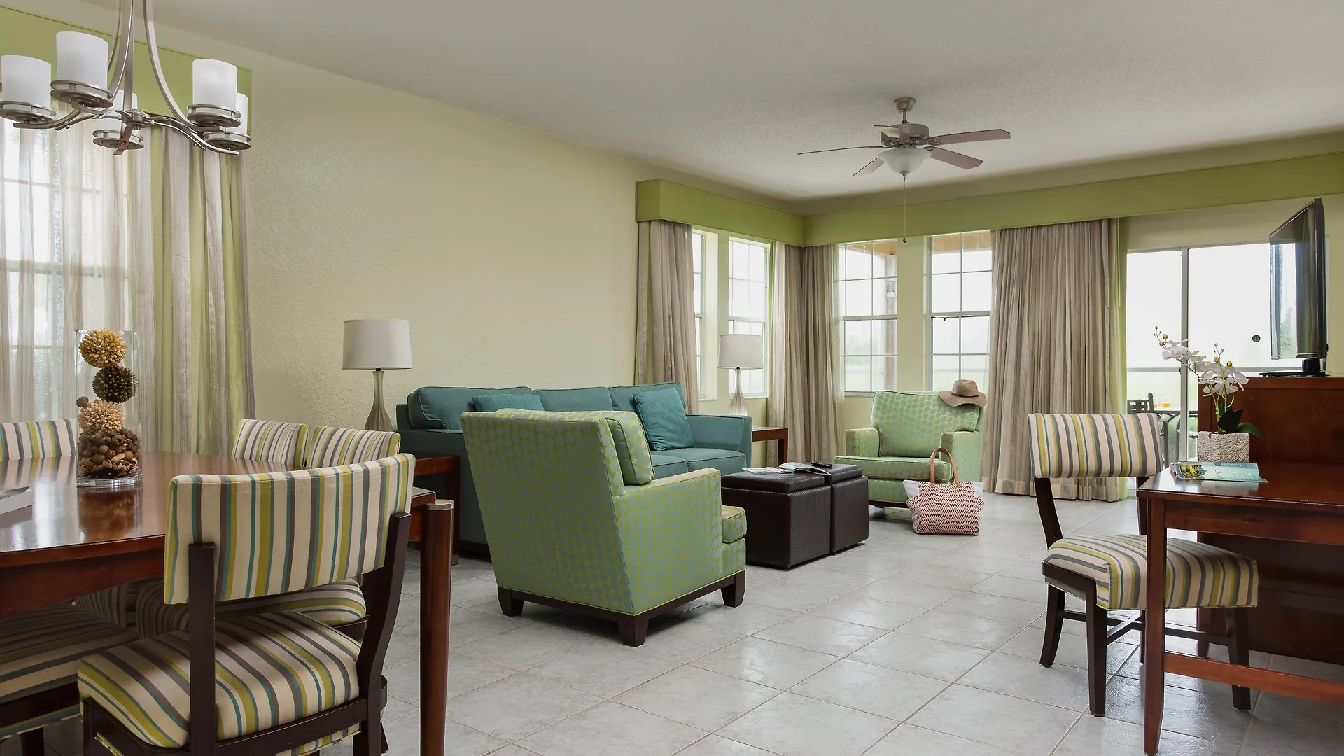 Hilton Vacation Club Mystic Dunes Orlando Four Corners