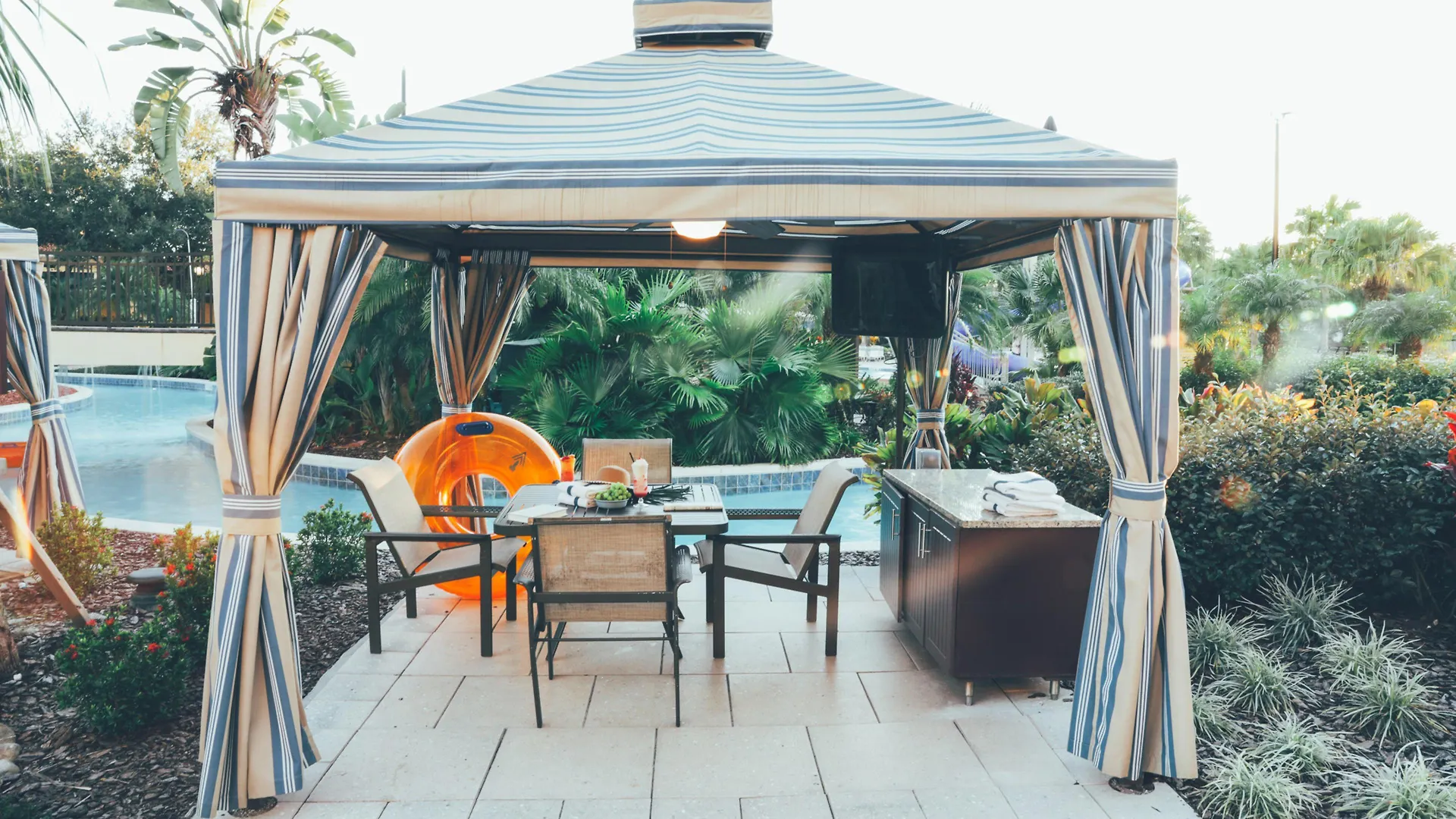 Club Vacations At Orange Four Corners