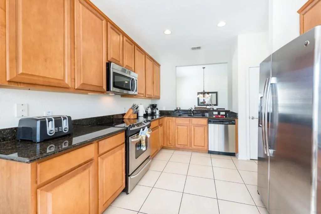 Windsor Hills 5 Bed, 5 Bath 2500